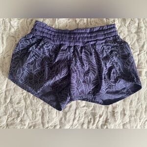 Lululemon Athletica Tracker Shorts Blue Patterned